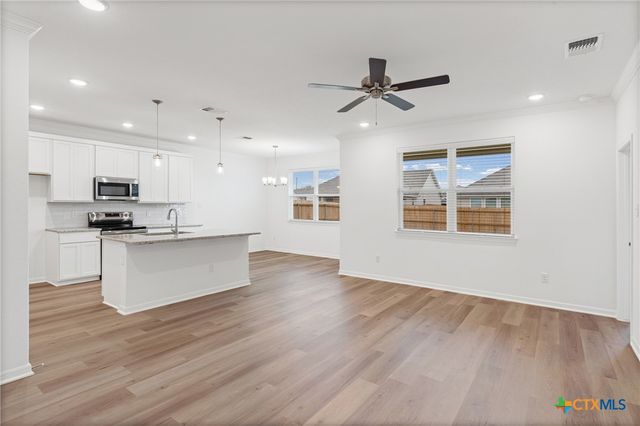 8120 Pineridge Way, Temple, TX 76502