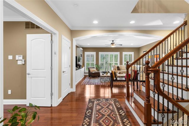 651 Ashmont Drive, Olivette, MO 63132