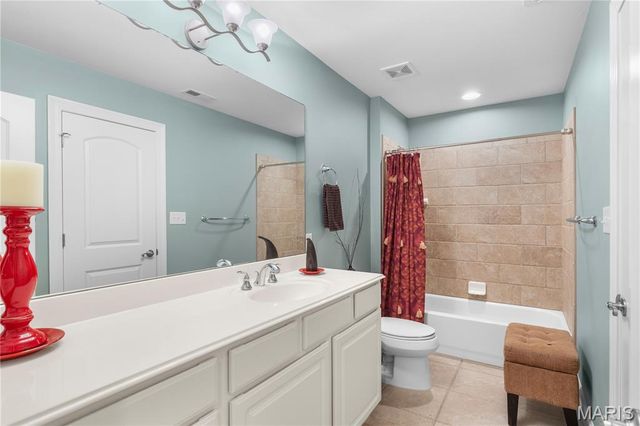 651 Ashmont Drive, Olivette, MO 63132