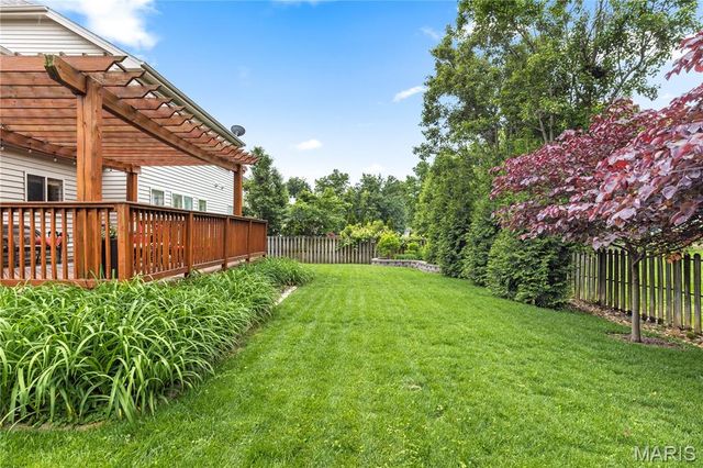651 Ashmont Drive, Olivette, MO 63132