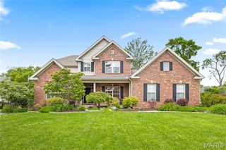 651 Ashmont Drive, Olivette, MO 63132