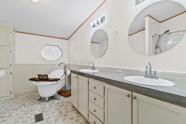 8256 Us Highway 190 E, Livingston, TX 77351