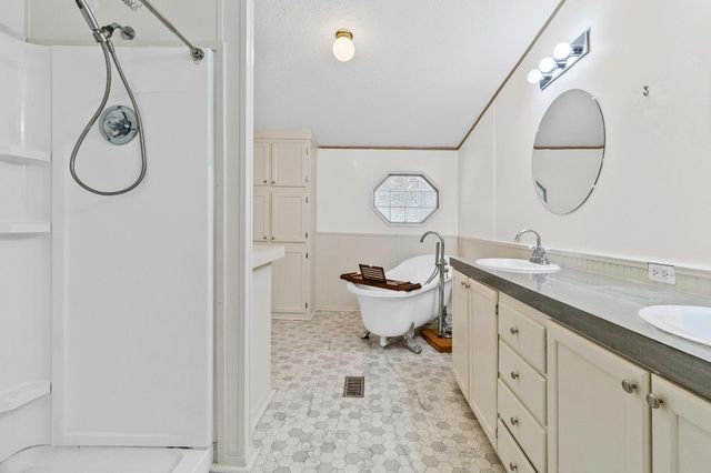 8256 Us Highway 190 E, Livingston, TX 77351