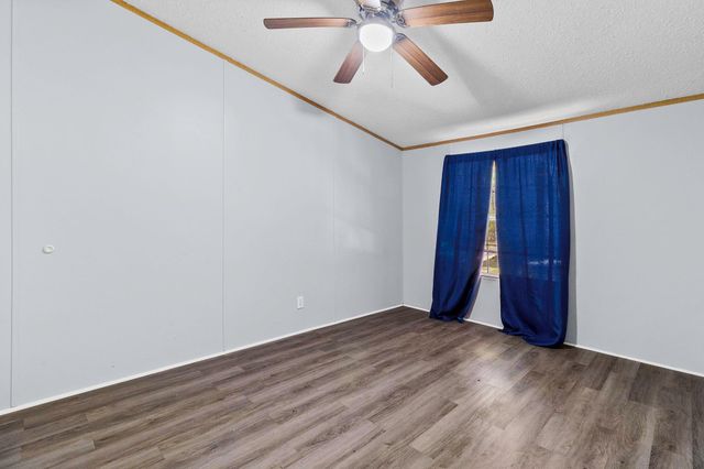 8256 Us Highway 190 E, Livingston, TX 77351