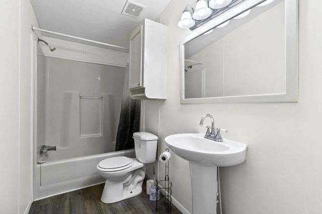 8256 Us Highway 190 E, Livingston, TX 77351