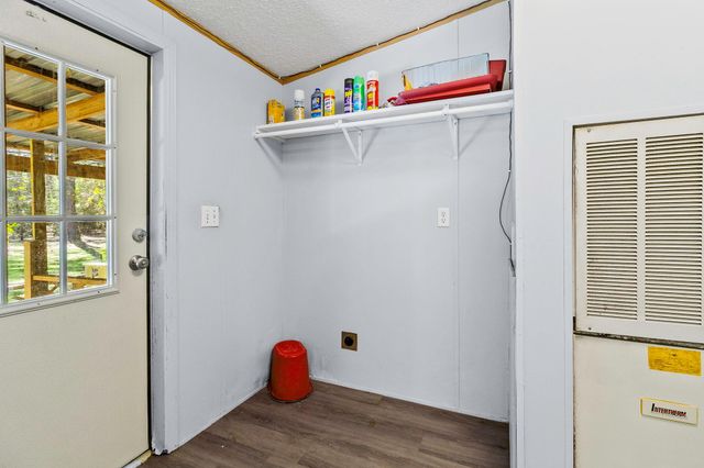 8256 Us Highway 190 E, Livingston, TX 77351