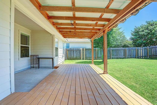 207 Tolcarne DR, Hutto, TX 78634