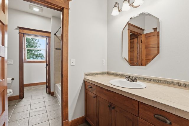 7210 N Horizon Ridge Ct, Spokane, WA 99208