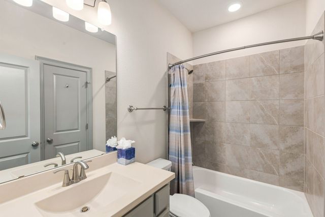 3923 Idlebrook Drive, Frisco, TX 75034