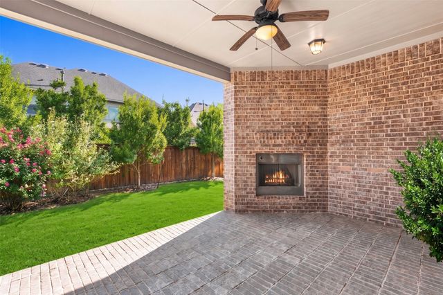 3923 Idlebrook Drive, Frisco, TX 75034
