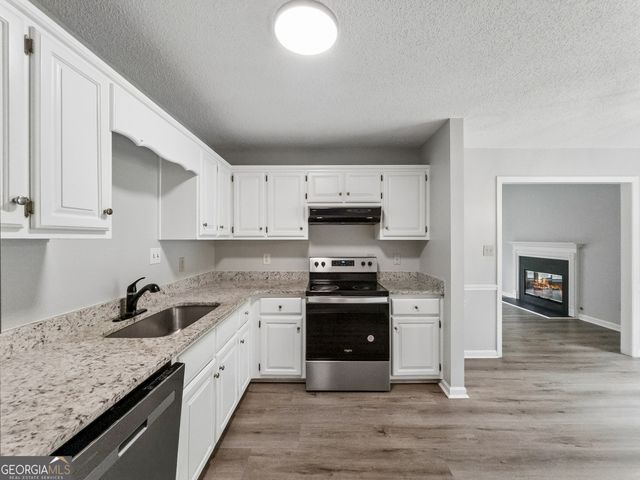 121 Winthrop Way, Athens, GA 30605