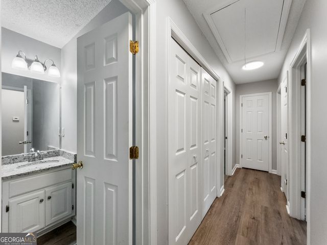 121 Winthrop Way, Athens, GA 30605