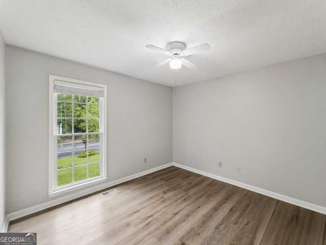 121 Winthrop Way, Athens, GA 30605