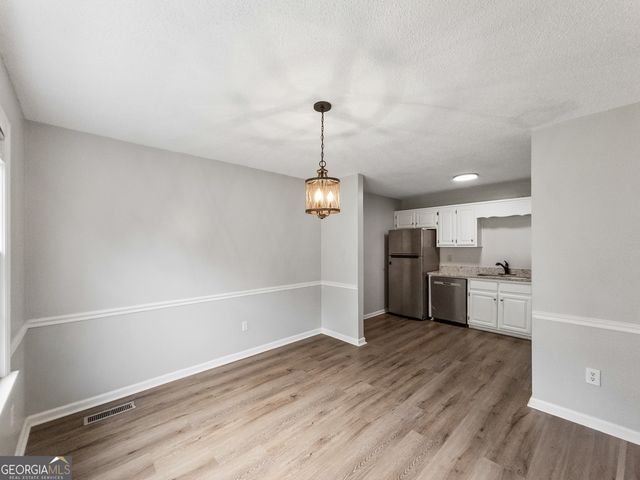 121 Winthrop Way, Athens, GA 30605