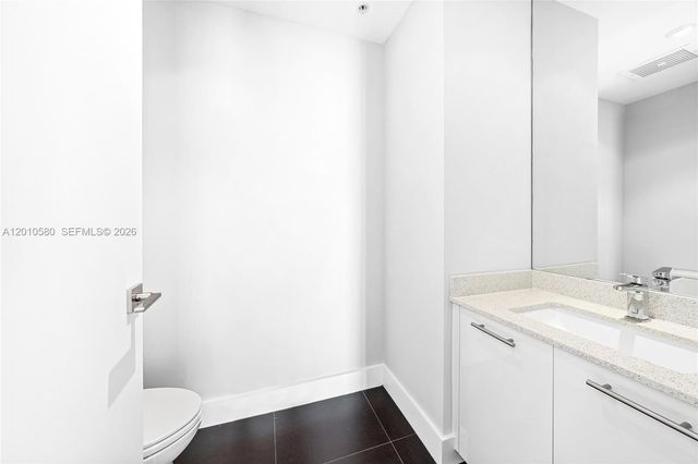 3470 E Coast Ave H2701, Miami, FL 33137