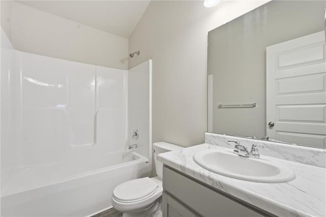 21295 W 218th Terrace, Spring Hill, KS 66083