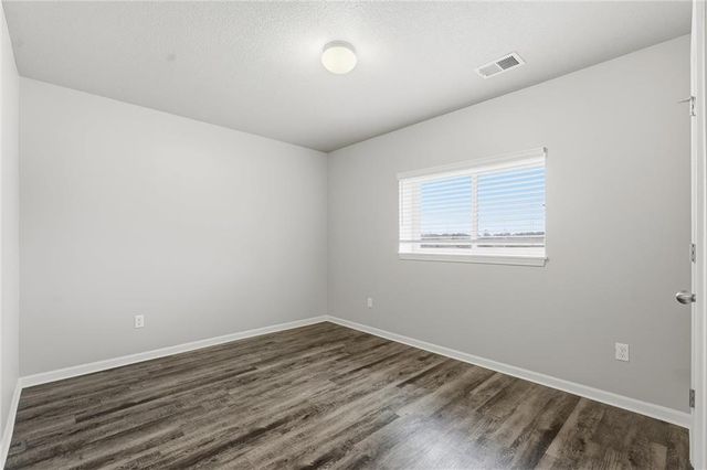 21295 W 218th Terrace, Spring Hill, KS 66083