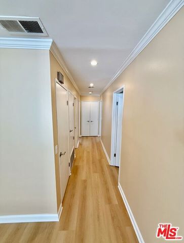 1536 Harvard Street 6, Santa Monica, CA 90404