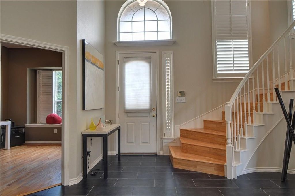 8626 Forest Glen Drive, Irving, TX 75063 — photo 2