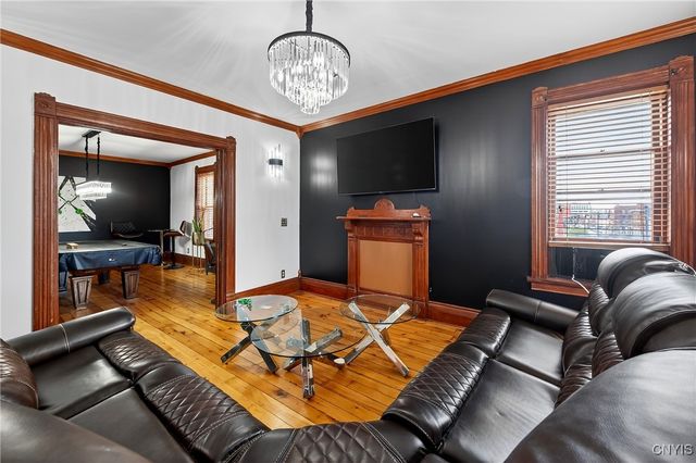 914 North Salina Street, Syracuse, NY 13208