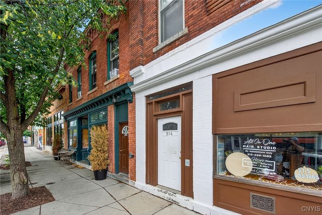 914 North Salina Street, Syracuse, NY 13208