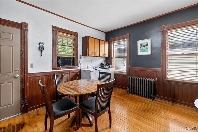 914 North Salina Street, Syracuse, NY 13208