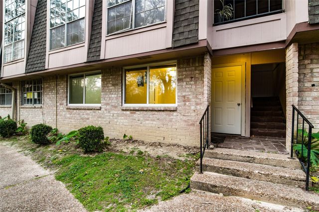 12633 Memorial Drive 243, Houston, TX 77024
