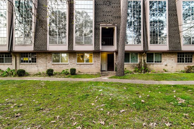 12633 Memorial Drive 243, Houston, TX 77024