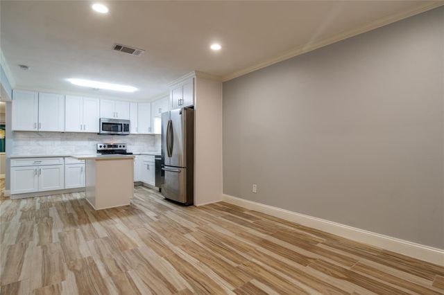 12633 Memorial Drive 243, Houston, TX 77024