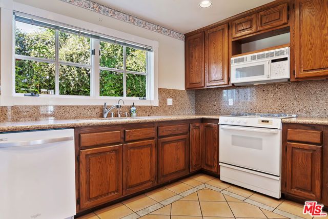 6080 Merritt Drive, Malibu, CA 90265