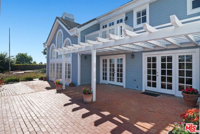 6080 Merritt Drive, Malibu, CA 90265