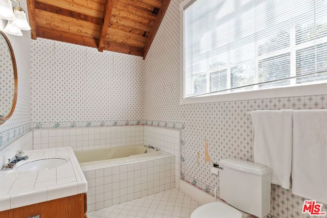 6080 Merritt Drive, Malibu, CA 90265