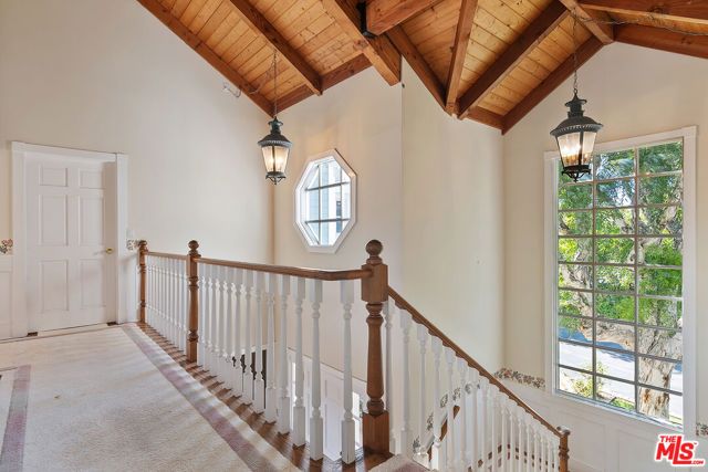 6080 Merritt Drive, Malibu, CA 90265