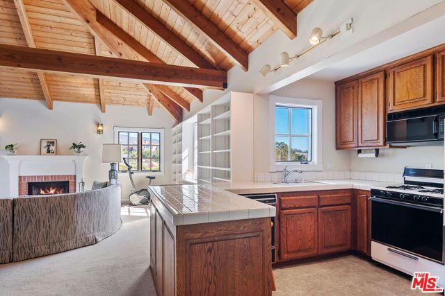 6080 Merritt Drive, Malibu, CA 90265