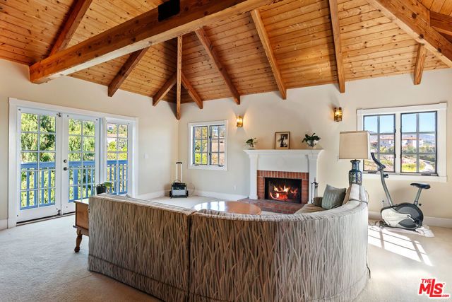 6080 Merritt Drive, Malibu, CA 90265