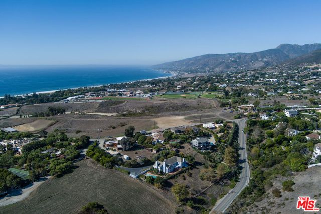 6080 Merritt Drive, Malibu, CA 90265