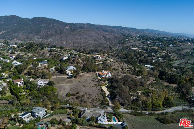 6080 Merritt Drive, Malibu, CA 90265