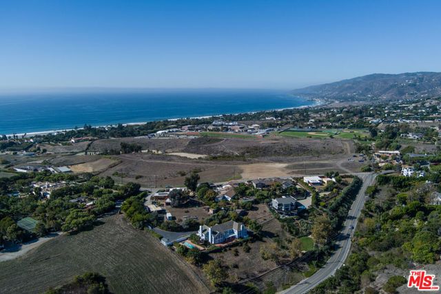 6080 Merritt Drive, Malibu, CA 90265