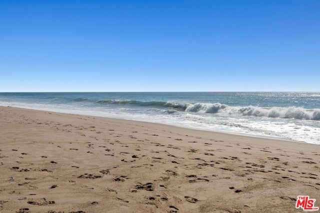 6080 Merritt Drive, Malibu, CA 90265