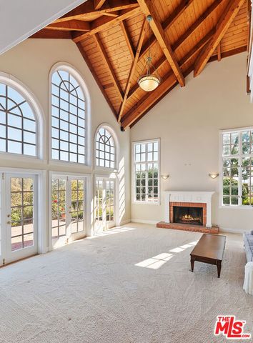 6080 Merritt Drive, Malibu, CA 90265