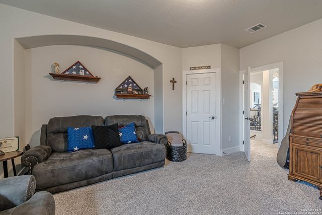 2564 Ayers, Seguin, TX 78155