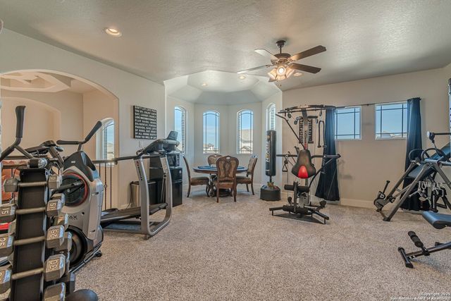 2564 Ayers, Seguin, TX 78155