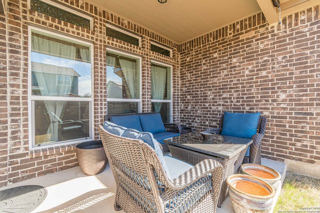 2564 Ayers, Seguin, TX 78155