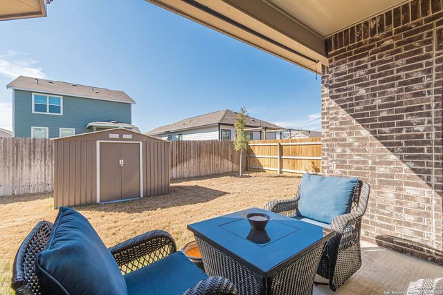 2564 Ayers, Seguin, TX 78155