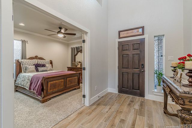 2564 Ayers, Seguin, TX 78155