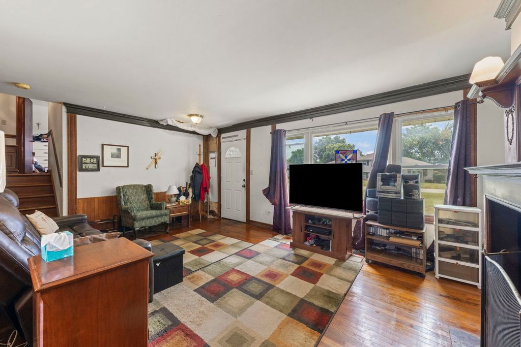 1N043 Darling Street, Carol Stream, IL 60188 — photo 5