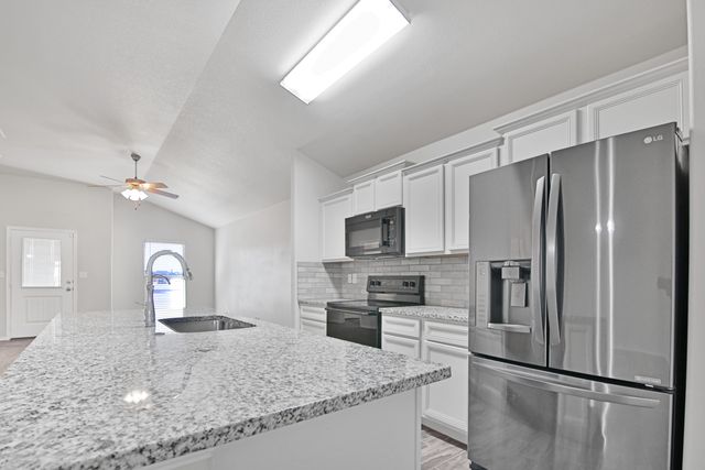 13605 Waco Avenue, Lubbock, TX 79423