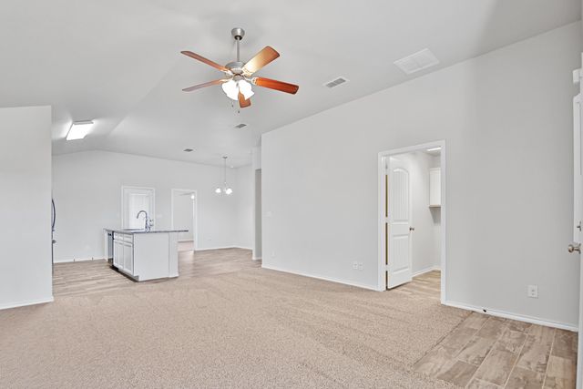 13605 Waco Avenue, Lubbock, TX 79423