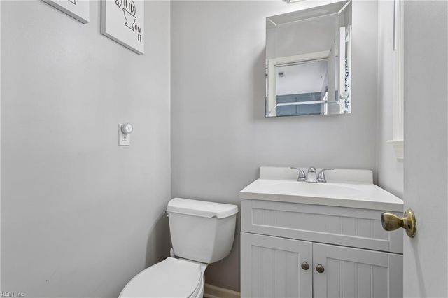 412 Dunmore DR, Newport News, VA 23602