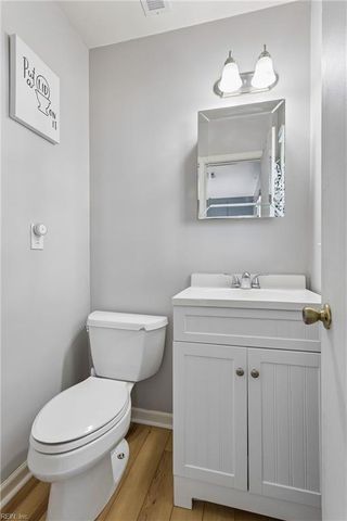 412 Dunmore DR, Newport News, VA 23602